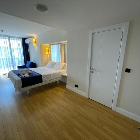 Orbi City Sea View Batumi Exterior photo