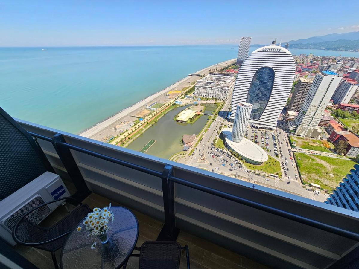 Orbi City Sea View Batumi Exterior photo
