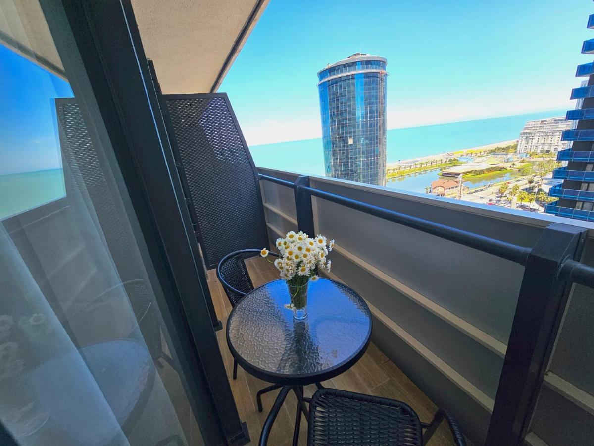 Orbi City Sea View Batumi Exterior photo