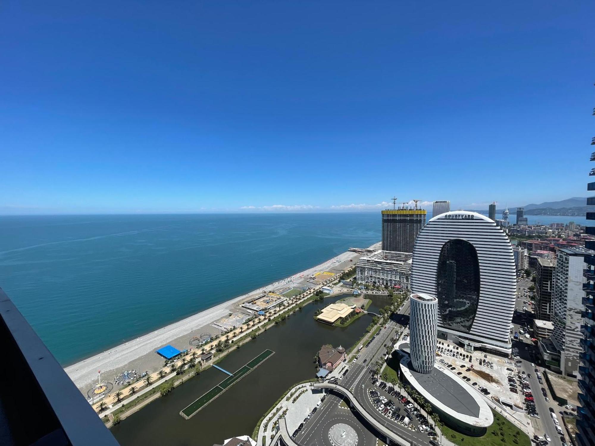 Orbi City Sea View Batumi Exterior photo