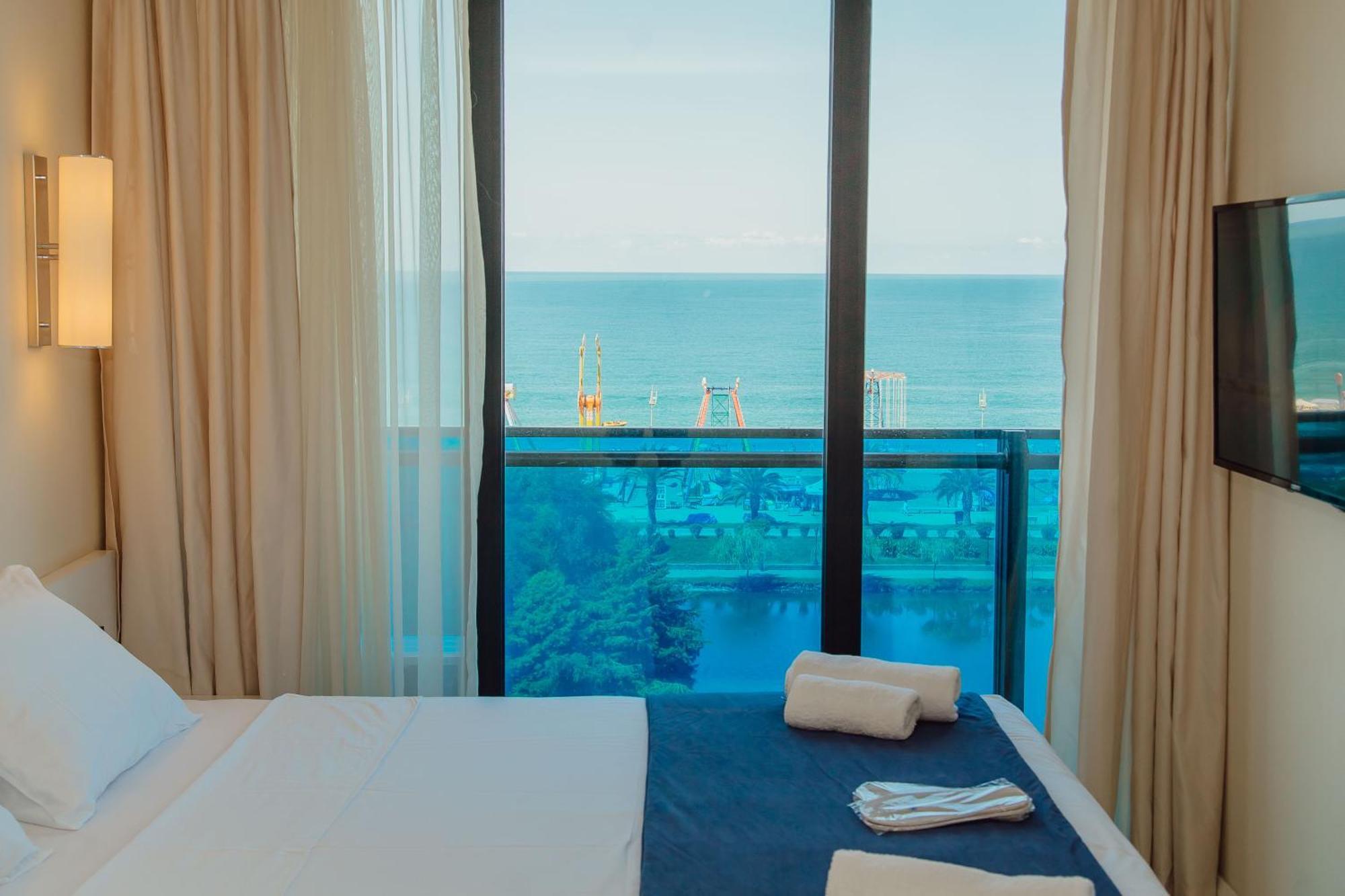 Orbi City Sea View Batumi Exterior photo